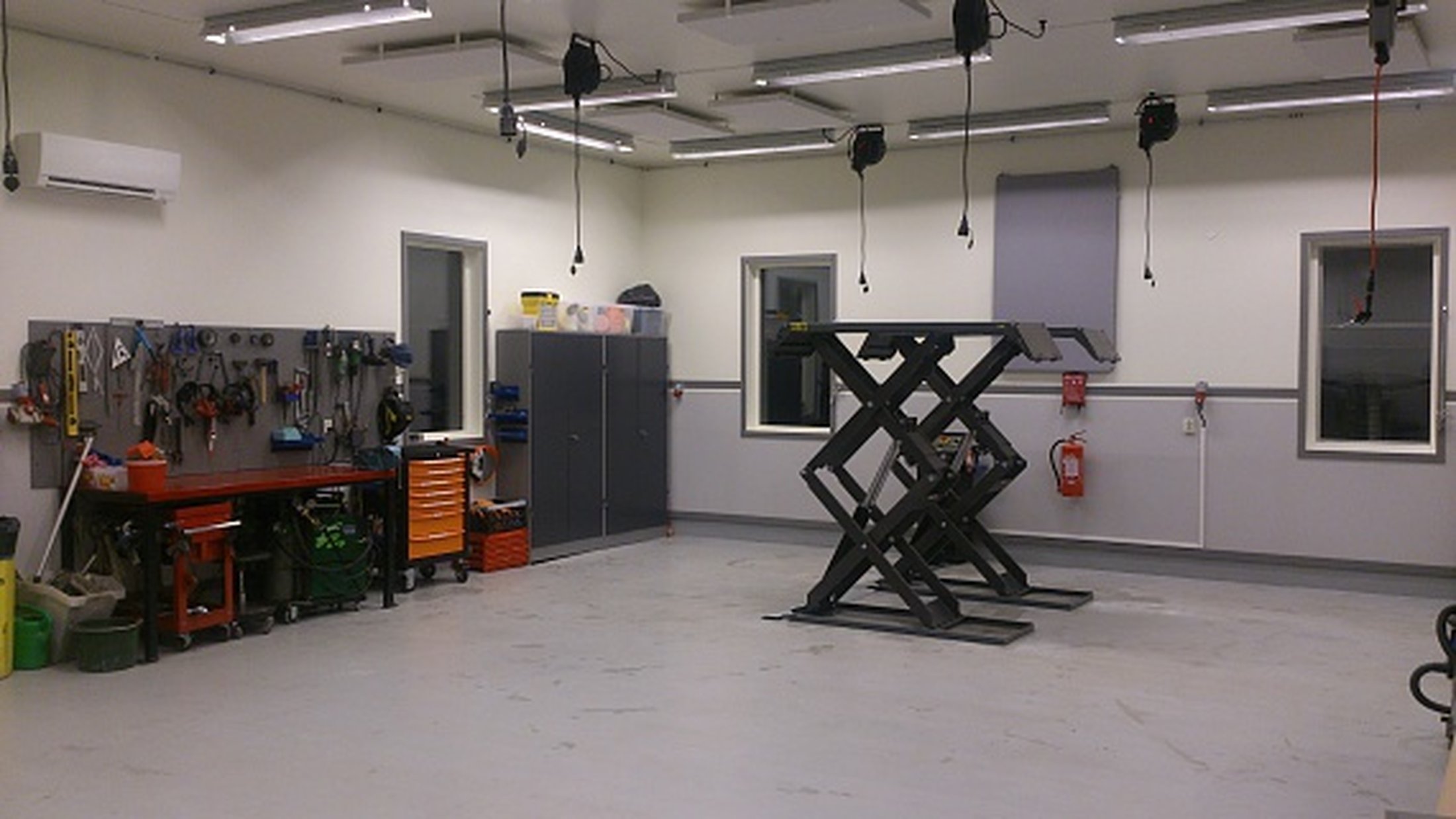 Garage med billyft