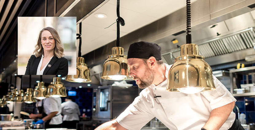 Andrés Lucio Krasijewic, souschef och Martina Peterson, hr-ansvarig på Hooks Herrgård.  Foto: Hooks Herrgård