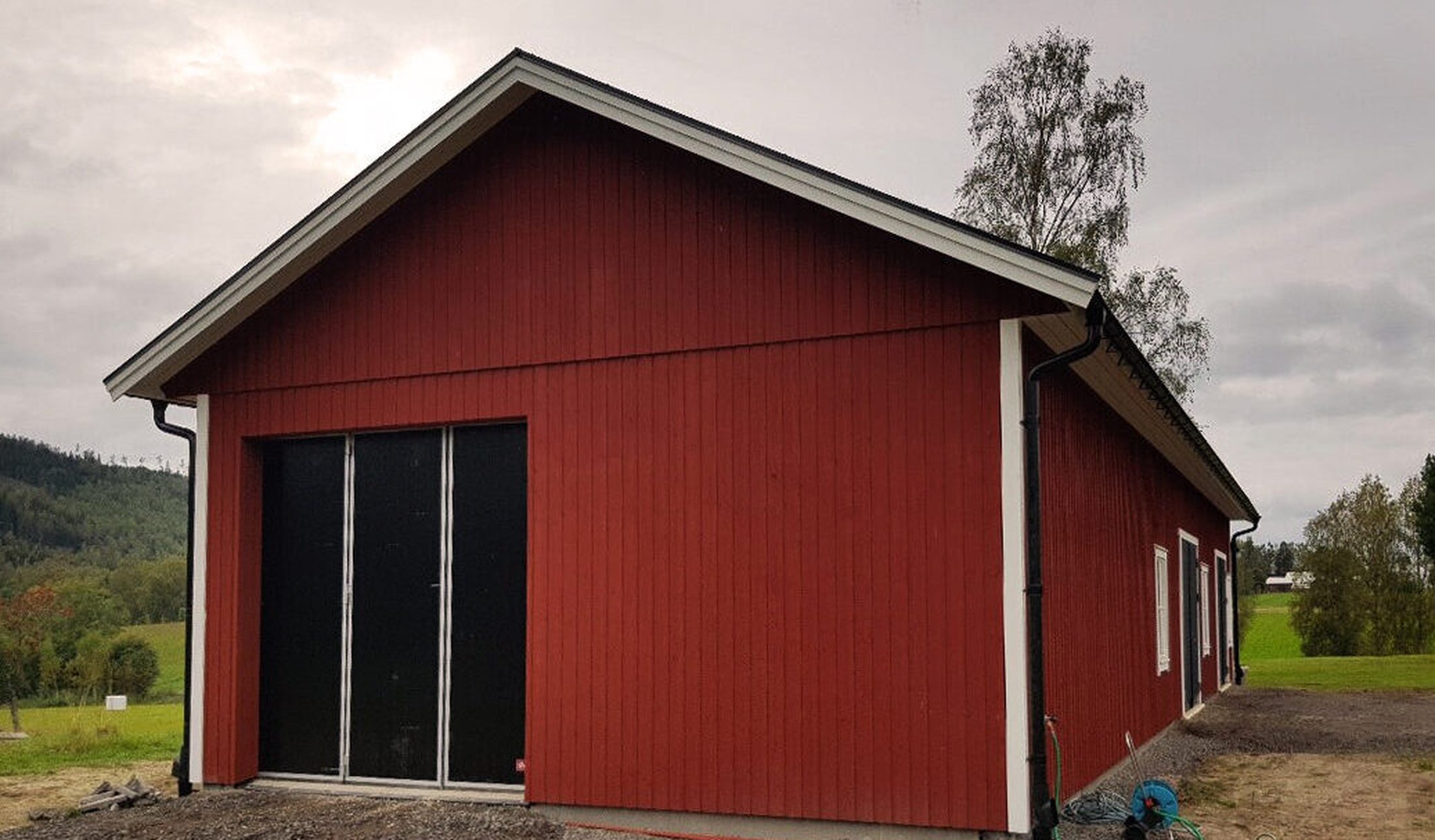 Maskinhall i lantlig stil