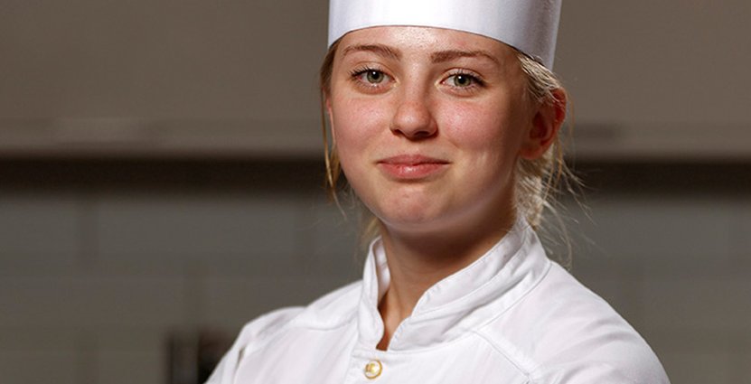 Har altid vetat att hon ska bli kock. Annie Lundin är ny kapten för Juniorkocklandslaget. 