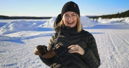 AI-Katja guidar gästerna på Tjörnbro Arena