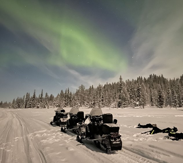Paradise Lapland skotertur norrsken