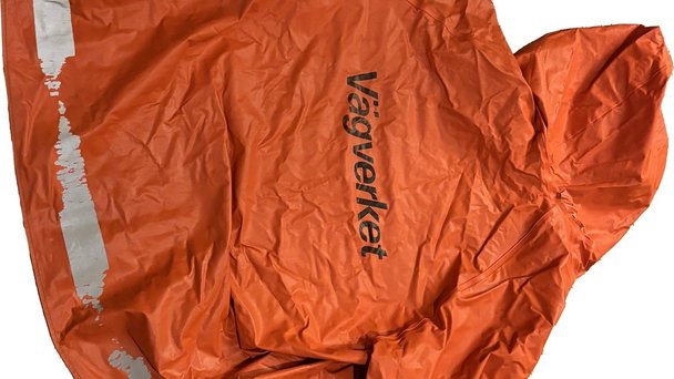 Ovärderlig regnjacka från utgrävningssäsongen 1993.