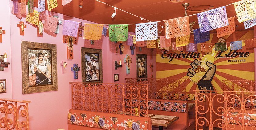 Inredningen på Fiesta Taqueria & Bar ser ut ungefär som maten smakar.  