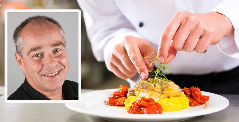Peter Lundmark, måltidschef i Skellefteå, vill att kommunen och privata restauranger ska kunna dela på personalen. Foto:  Carina Wallin/Colourbox