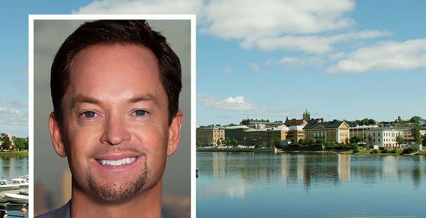 Låtskrivaren och TV-profilen Andreas Carlsson står bakom Academy of Gastronomy and Business. 
