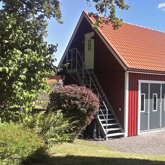 Lofted style 2-floor solution