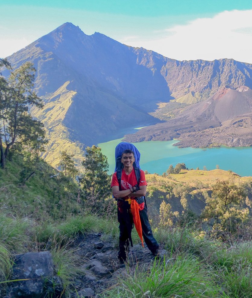 Hendra Putra Volcano Hiking Flower