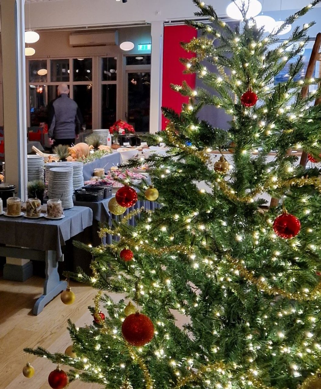 Mysig restaurang vid jultid i Kukkolaforsen