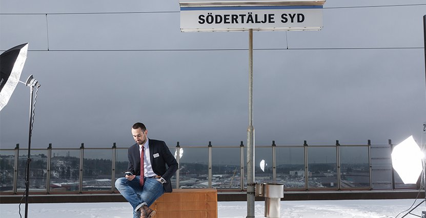 Turistbyråchefen Aljoša Lagumdžija och Karin Voltaire insåg att den traditionella turistbyrån hade spelat ut sin roll. 
