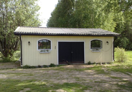 Litet gult stall