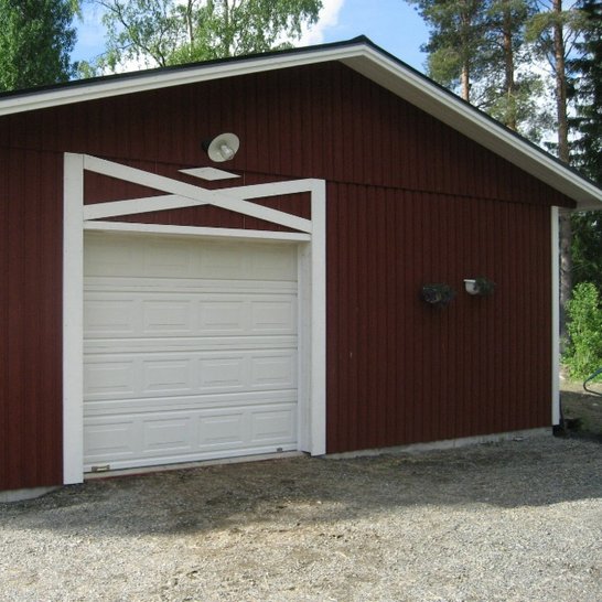Garage kombinerat med stall