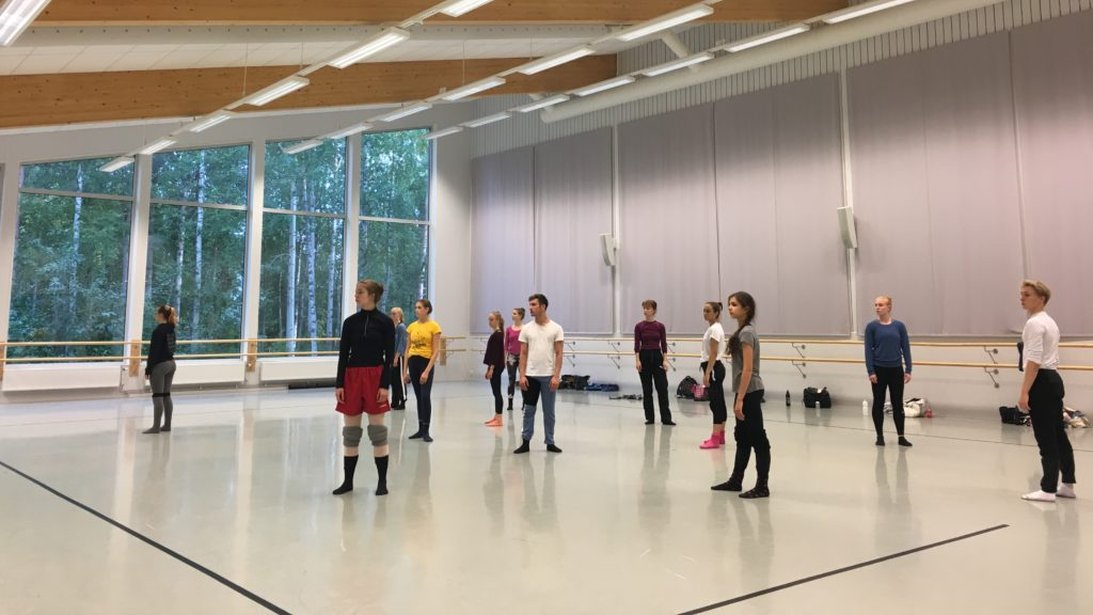 DINs-Ungdanskompani-2017_15