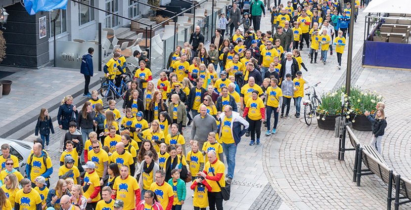 Besökarna i staden ägnade sig främst åt shopping när de inte såg på pingis. Foto: Pressbild