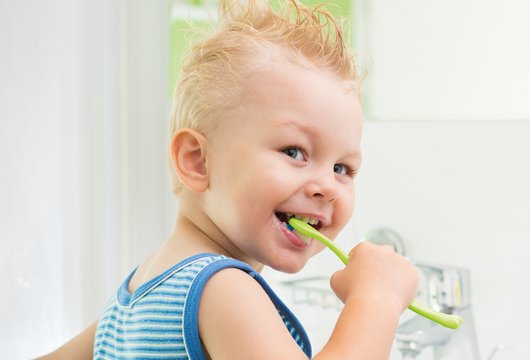 4 b&ouml;cker f&ouml;r att g&ouml;ra ditt barn redo f&ouml;r tandl&auml;karen