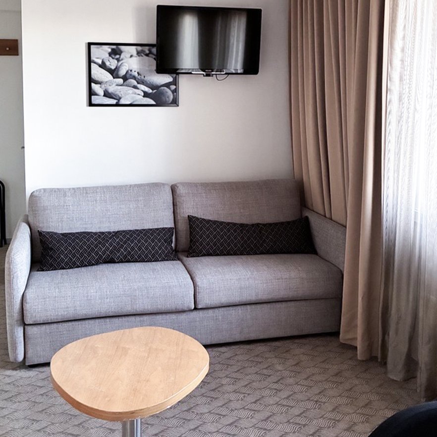 b&auml;ddsoffa i familjerum