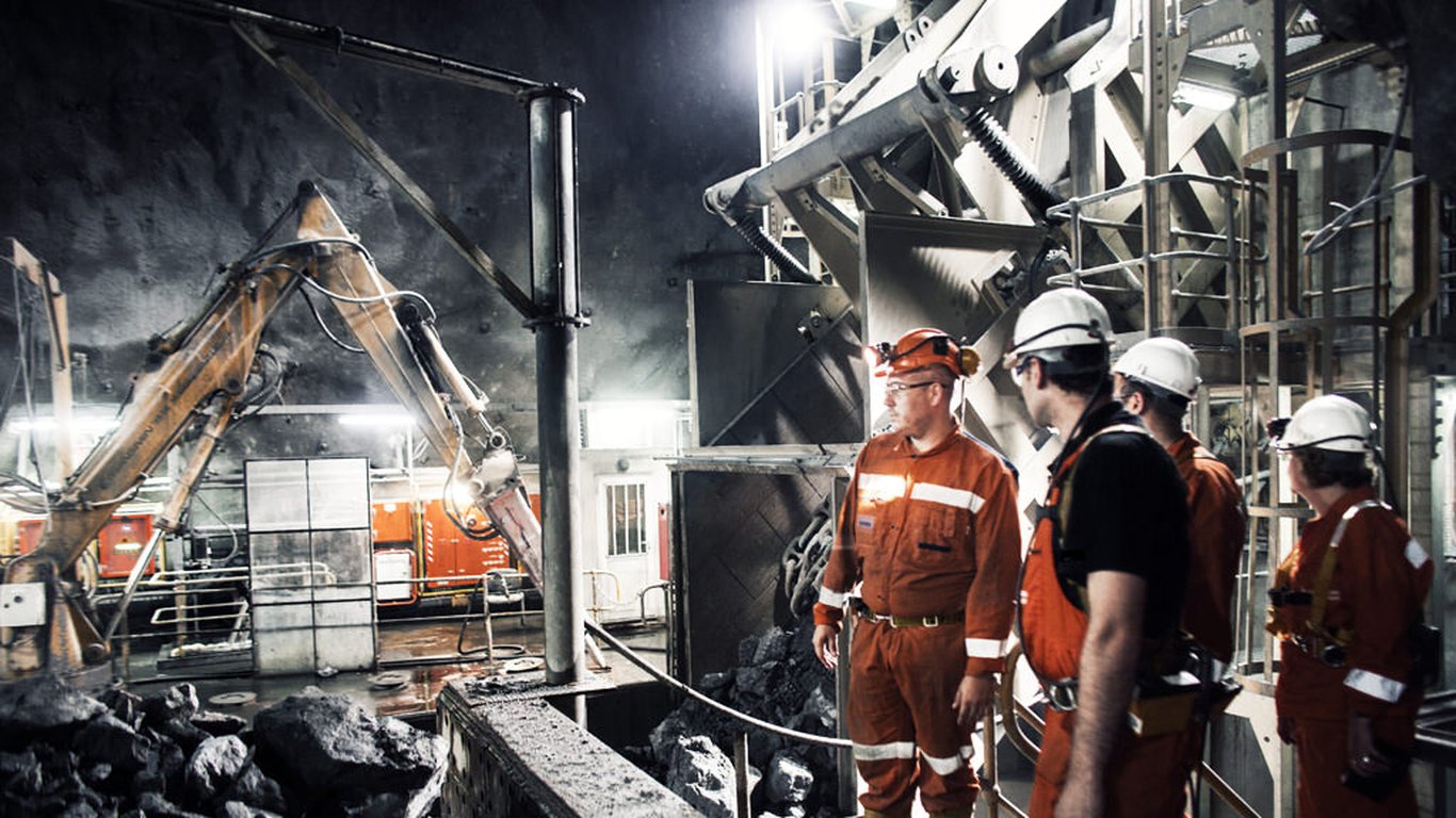 <p>Należąca do firmy DPM kopalnia Czelopecz w Bułgarii jest modelowym przykładem efektywności. Od 2003 roku produkcja wzrosła tam czterokrotnie. </p>
