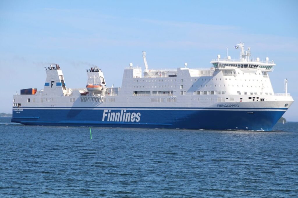 Fartyget Finnclipper fotograferad från sidan