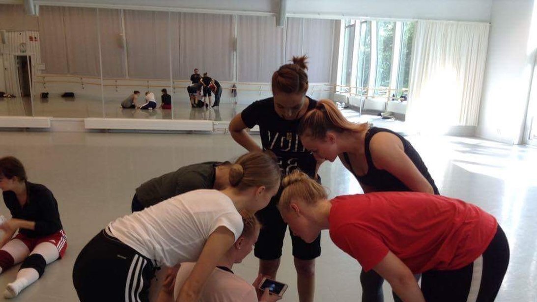 DINs-Ungdanskompani-2016_04