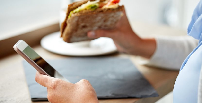 Kartor över skötrum, tågbiljetter under huden och digitalt guidade turer - de ä några av de moderna appar som tar besöksnäringen in i framtiden. 