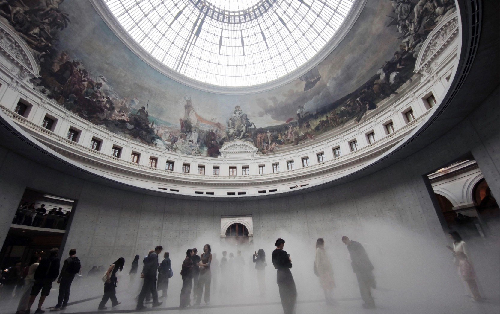 Fujiko Nakaya's fog sculpture at the Bourse de Commerce in Paris. Credit: Norbert Schmidt