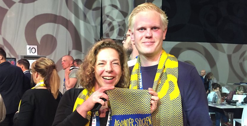 Supporters på plats. Restaurangakademiens Hanna Halpern och kocken Martin Brag. 