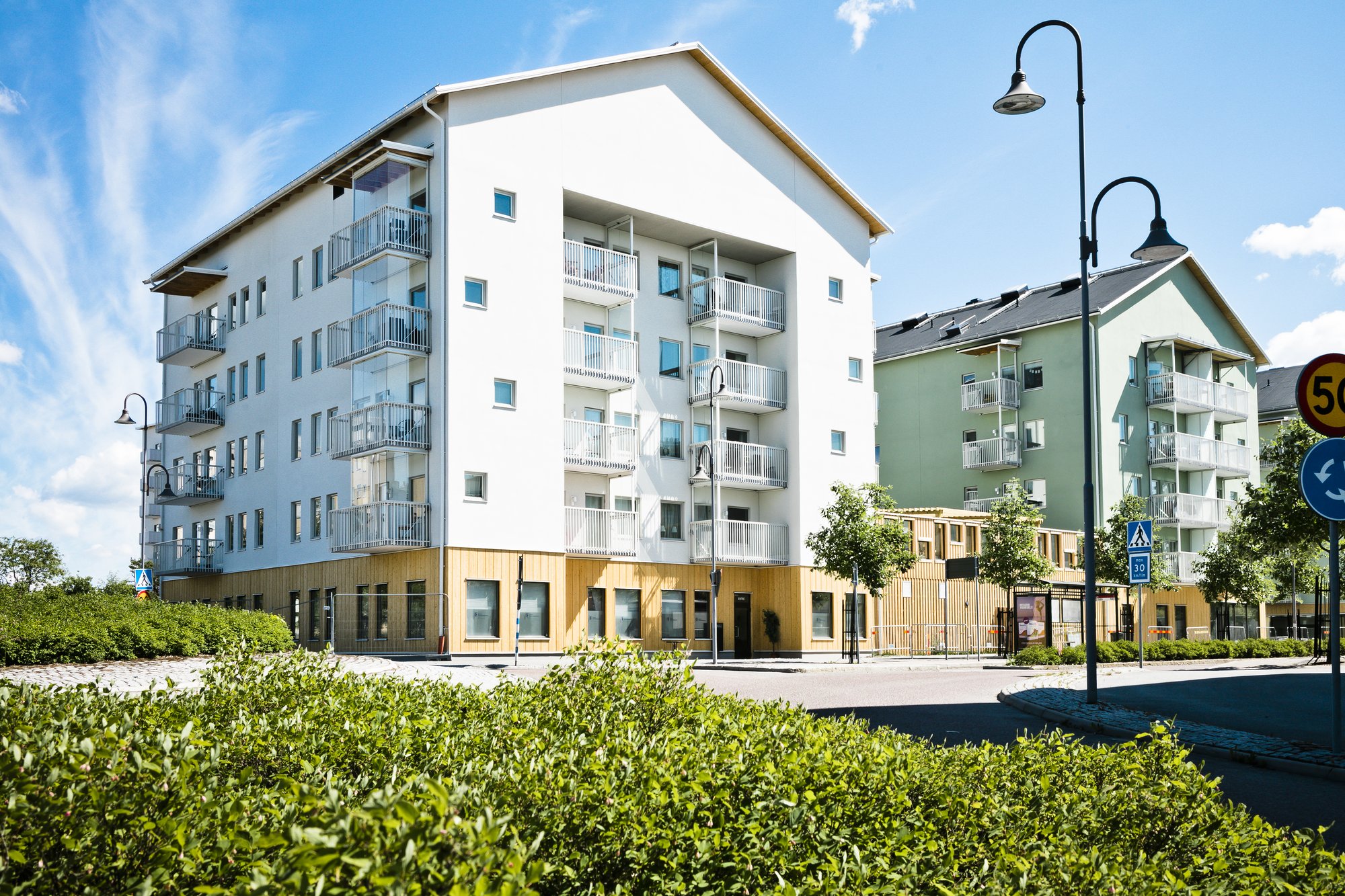 Valsta centrum, bild 1 av 2