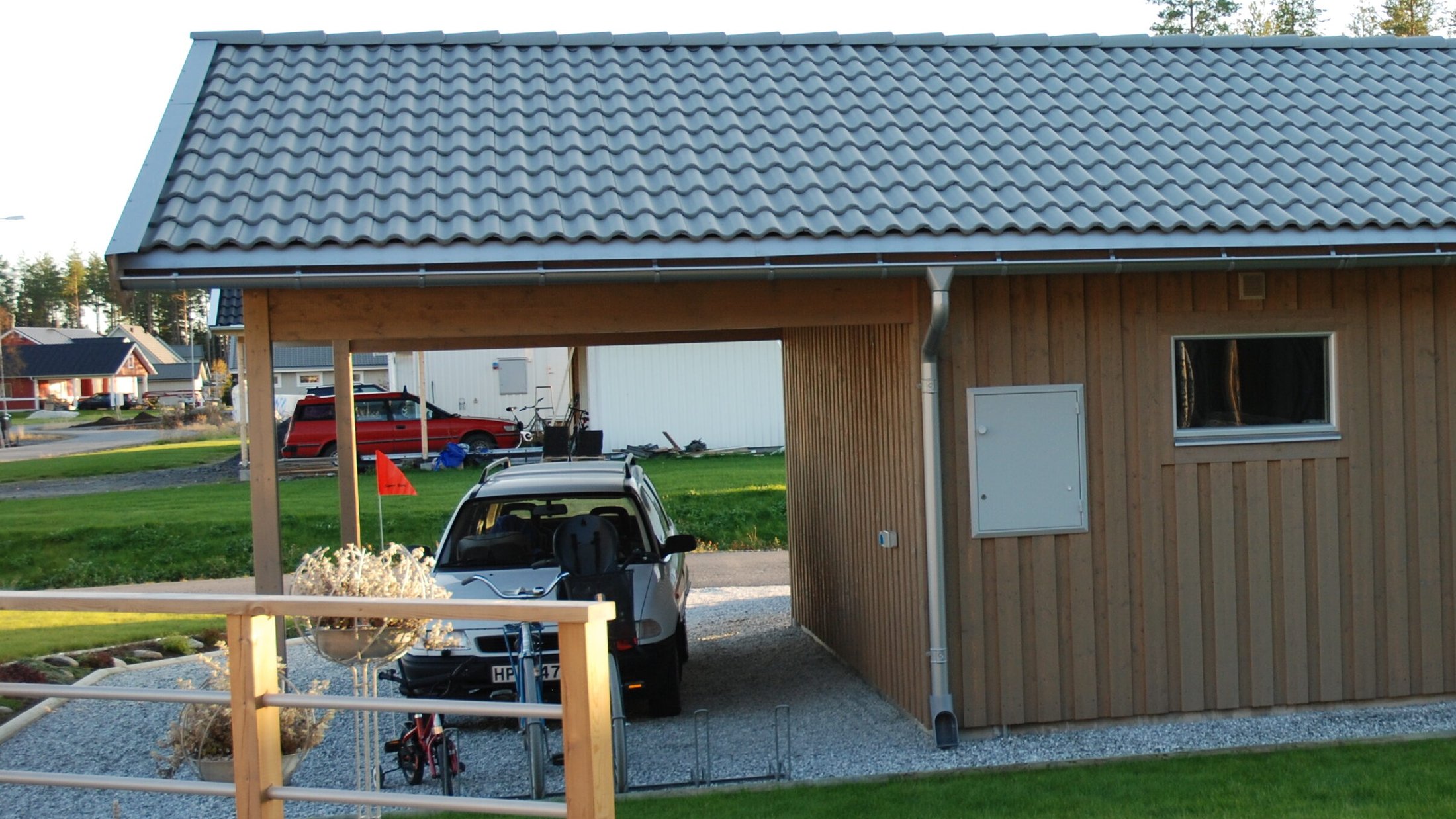Garage med Carport