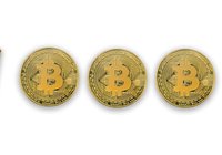 Bitcoinpriset över 17 000 dollar – mindre än 15 procent från 