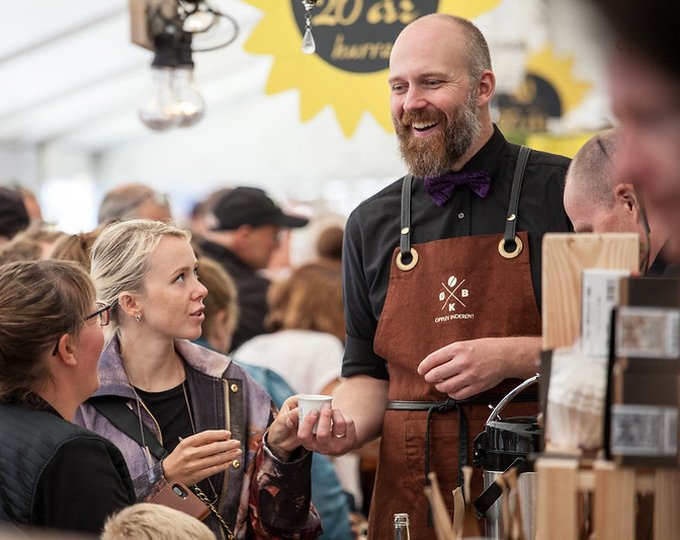 Smak63_Wil Lee-Wright: Oi! Trøndersk Mat og Drikke