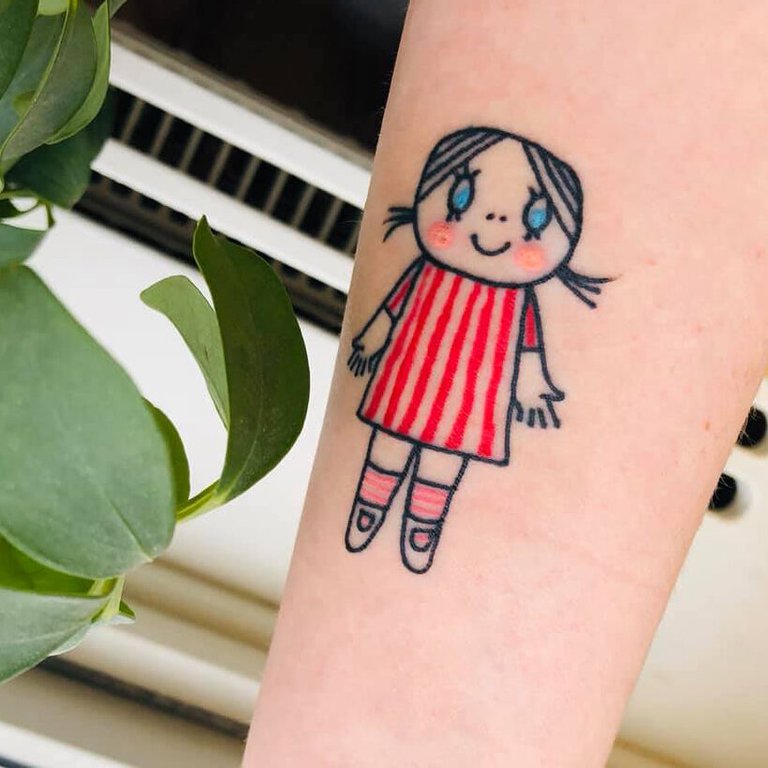 31 tatueringar från barnböcker som får oss att längta efter att gadda oss