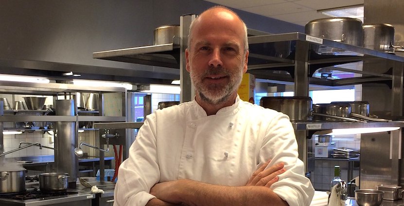 Anders Eldö har länge drivit dialog om hållbarhet på Stockholms Hotell- och Restaurangskola. Men nu var tiden mogen för KRAV-märkning. 