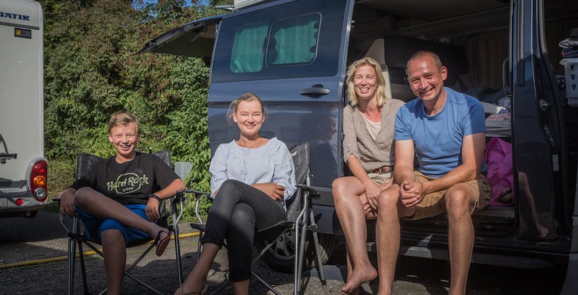 Familjen Lukas, Anne, Mieke och Jörgen Samboth från Tyskland har uppskattat svensk fika. 