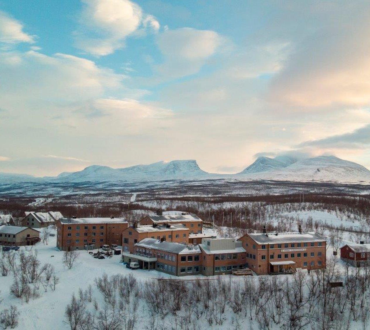 STF Abisko Turiststation med Lapporten