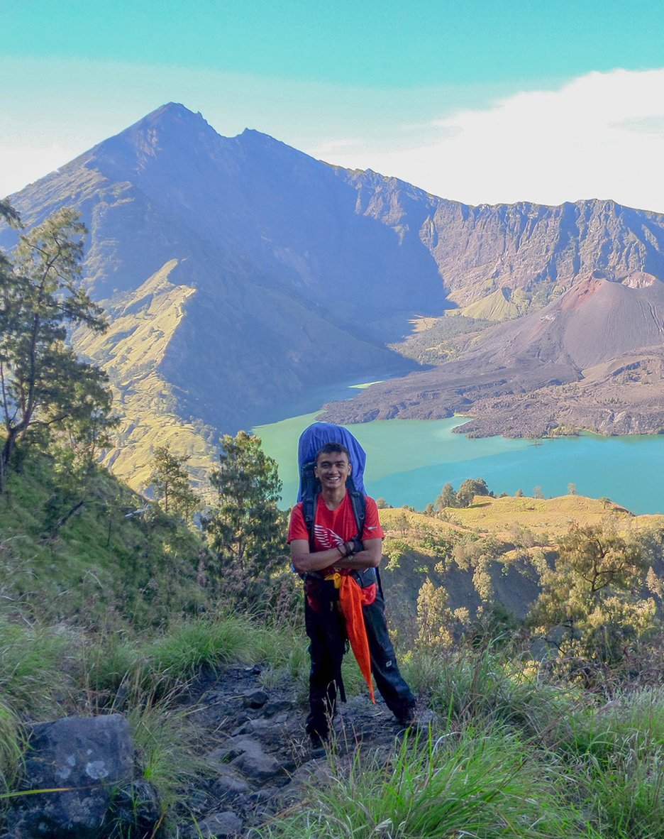 Hendra Putra Volcano Hiking Flower