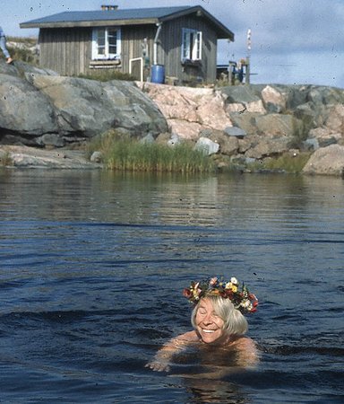 Med Tove Janssons brorsdotter Sophia på Klovharun: 