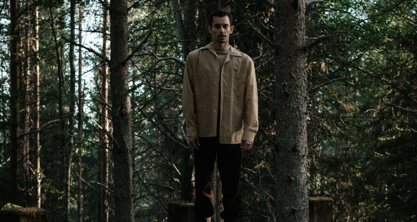 Final_The_Last_Boy_L_Liggande