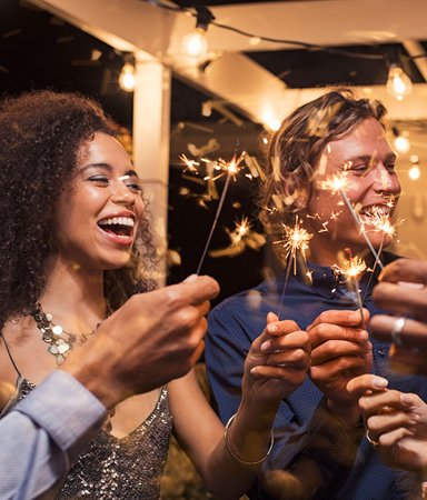 Drama bland fyrverkerierna – 8 böcker i sann nyårsanda