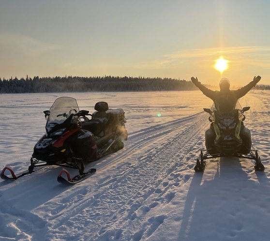 Snowmobile tour in Kiruna with Paradise Lapland