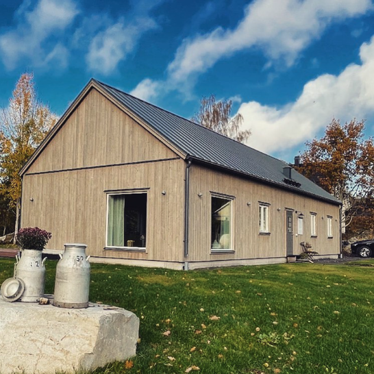 Large Windowed Elegant Natural Wood Finish