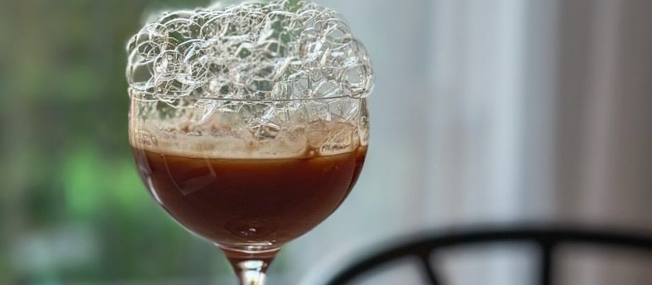 Espressodrink med bubblor