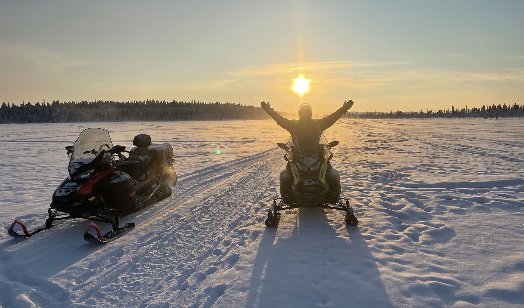 Snowmobile tour in Kiruna with Paradise Lapland
