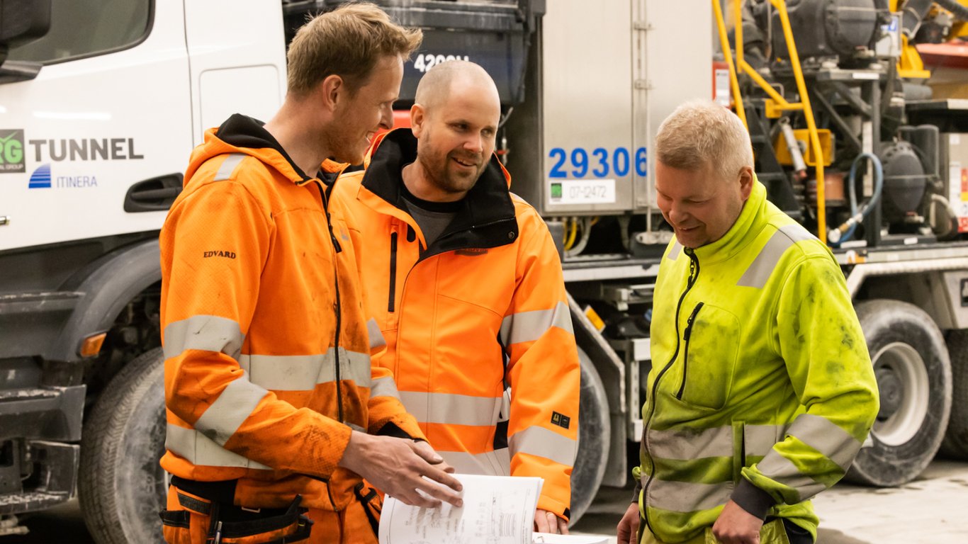 <p>“We have a good dialogue with Sandvik’s service technicians; we have follow-up meetings every week.” says Mathias Stubbans, Workshop Manager at Itinera.</p>
