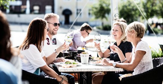 Bishops Arms positiva över slopad taxa i Östersund