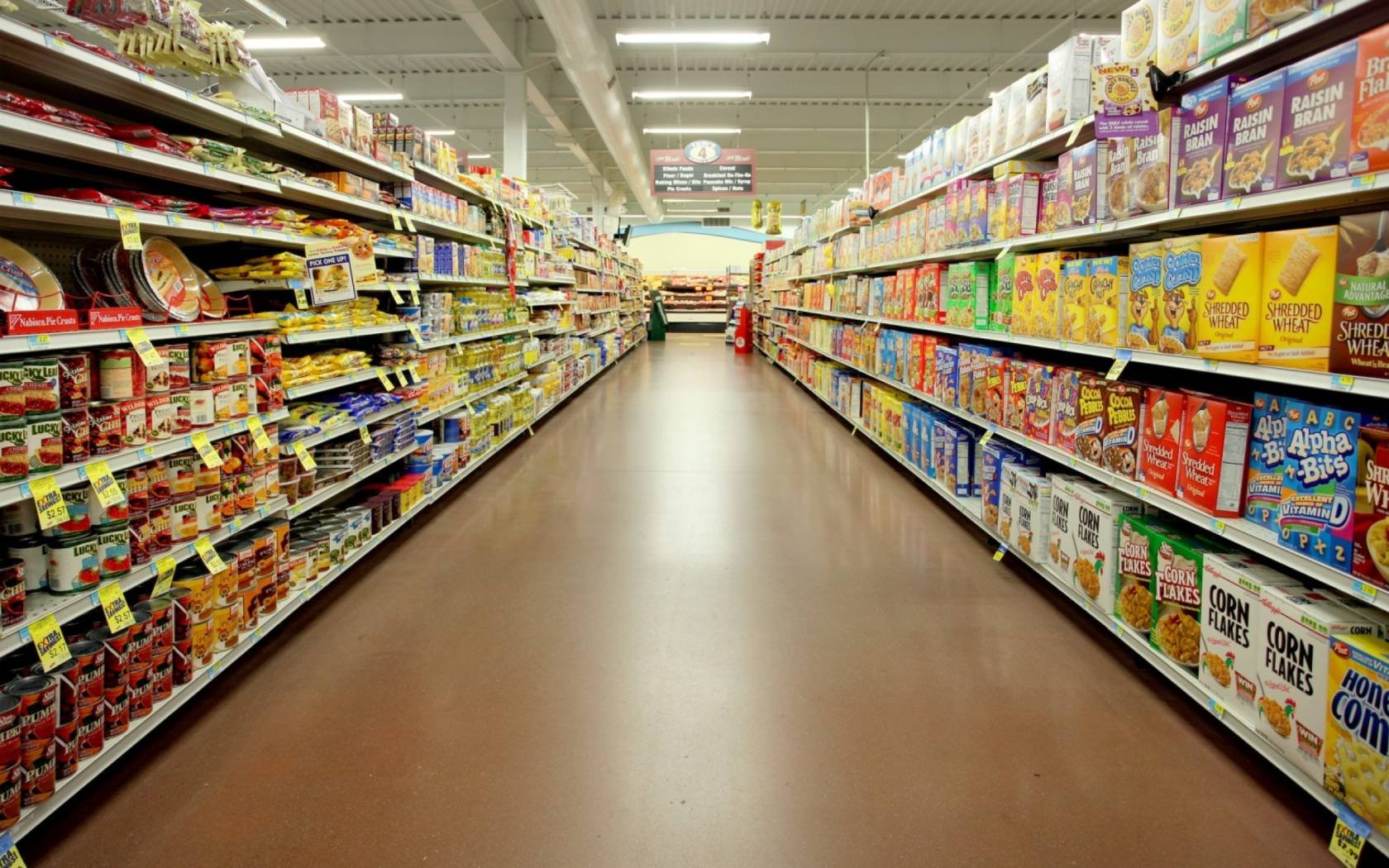Aisle of grocery store in Iowa.