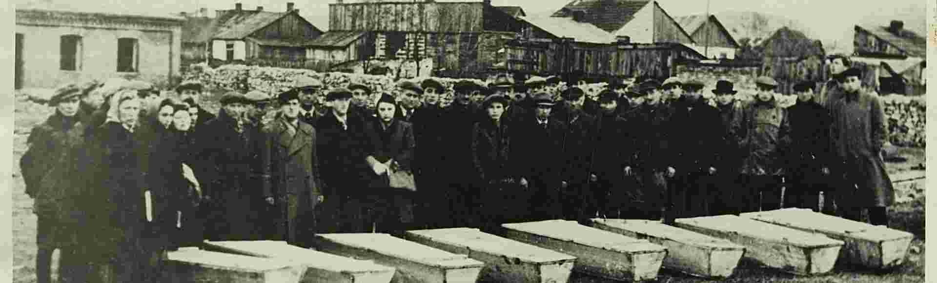 The funeral and burial of victims of the Kielce pogrom, 1946.