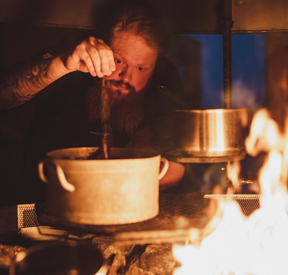 matlagning i rakkask&aring;tan &ouml;ver &ouml;ppen eld