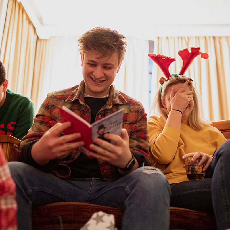 Stora julklappslistan! Vi hjälper dig att hitta rätt bok till rätt person