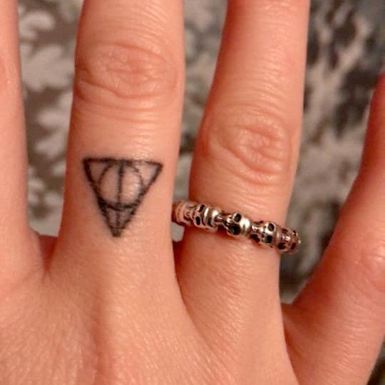 31 tatueringar från barnböcker som får oss att längta efter att gadda oss