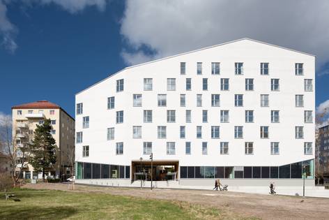 Storyn om Maja och Knekten